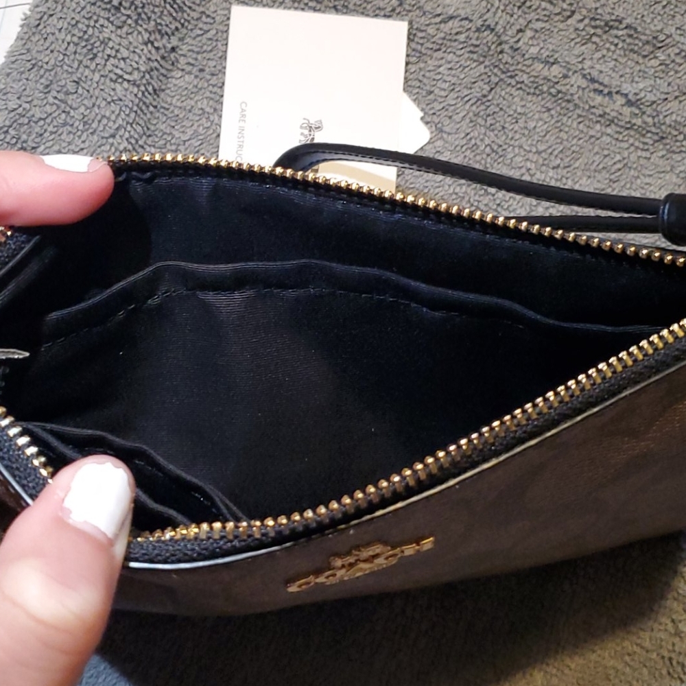 Coach zip long brown monogram Wristlet  wallet - Picture 4 of 7